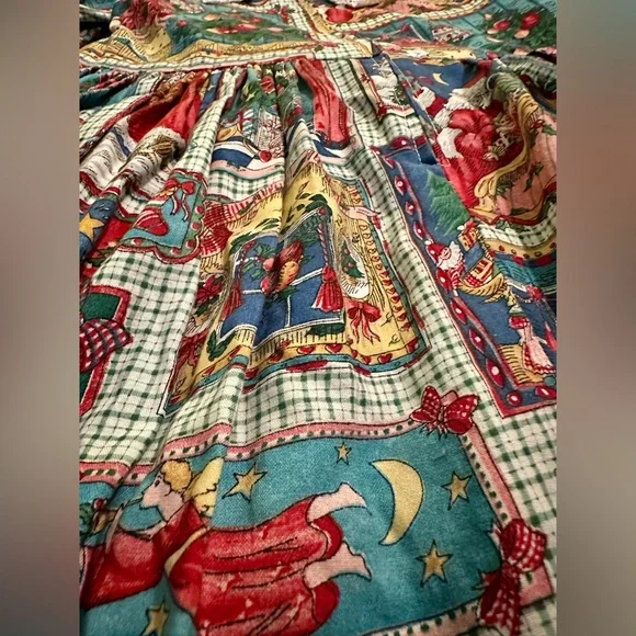 Handmade Girls Christmas Dress - Picture 8 of 8